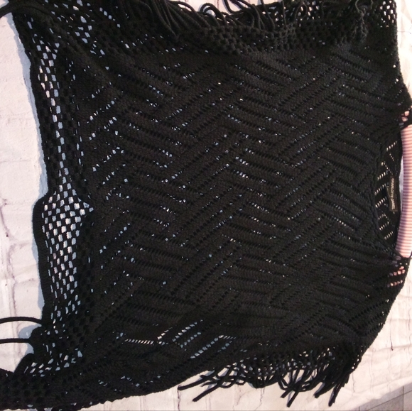 Black stringed sweater cape - Picture 5 of 8